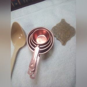 Four Vintage 1950 Color Craft Aluminum Copper Color Measuring Cups